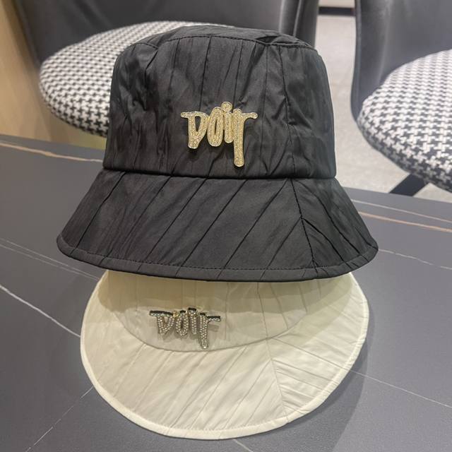 Dior 迪奥 2024春新款渔夫帽 精致純也格调很有感觉 很酷很时尚 质量超赞